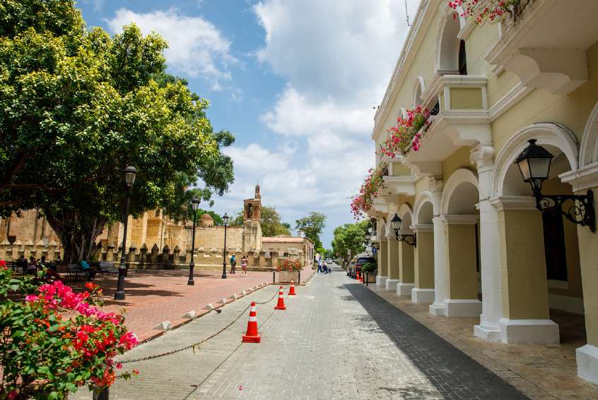 Calle de la ciudad colonial de Santo Domingo